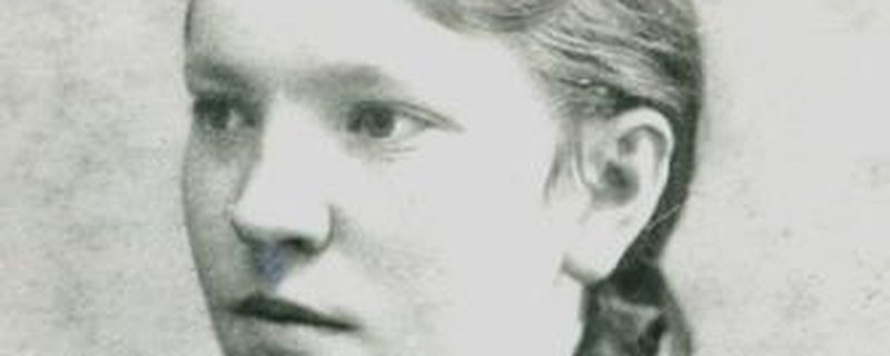 SIE MALT FAST WIE EIN MANN –