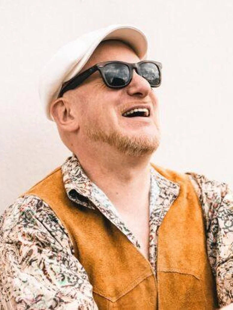 Flo Mega