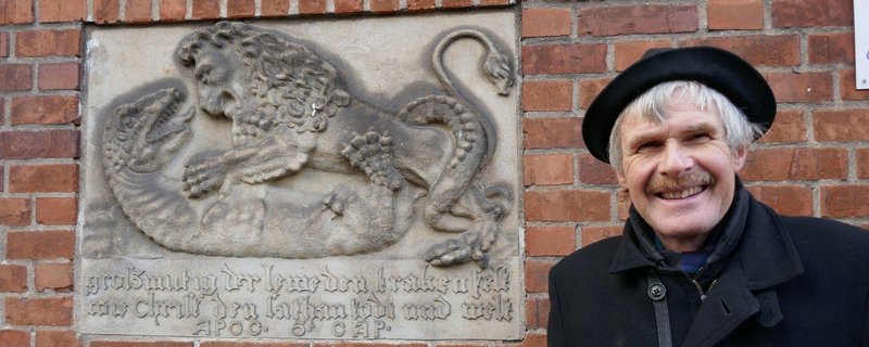 Kirchenführung: »Eine spannende Zeitreise vom 12. Jh. bis in die Gegenwart«