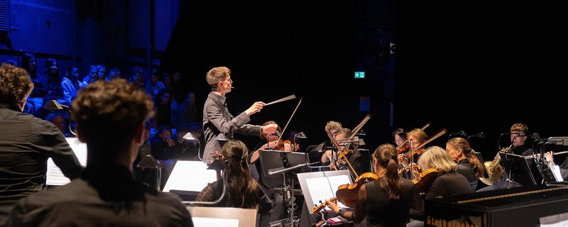 Kinder im Orchester