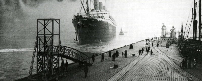 Vortrag: Um die Ecke geht es nach Amerika