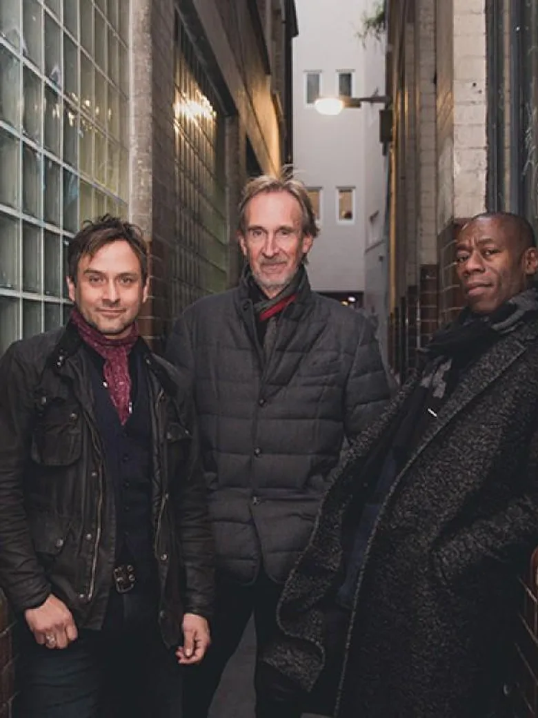 MIKE + THE MECHANICS