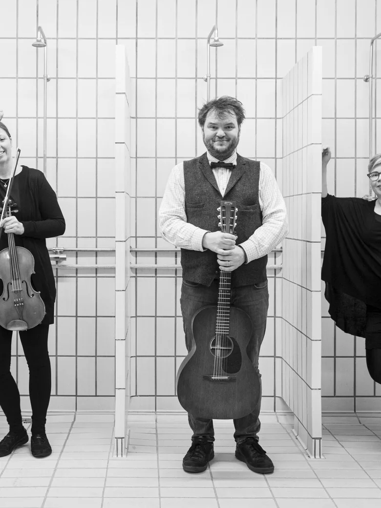 SVAVAR KNÙTUR „Autumn String Tour“