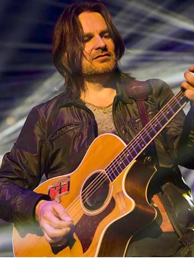 Ray Wilson – Genesis Classics