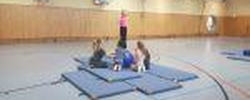 MACH MIT! - Zirkusworkshop mit Maren Theesfeld