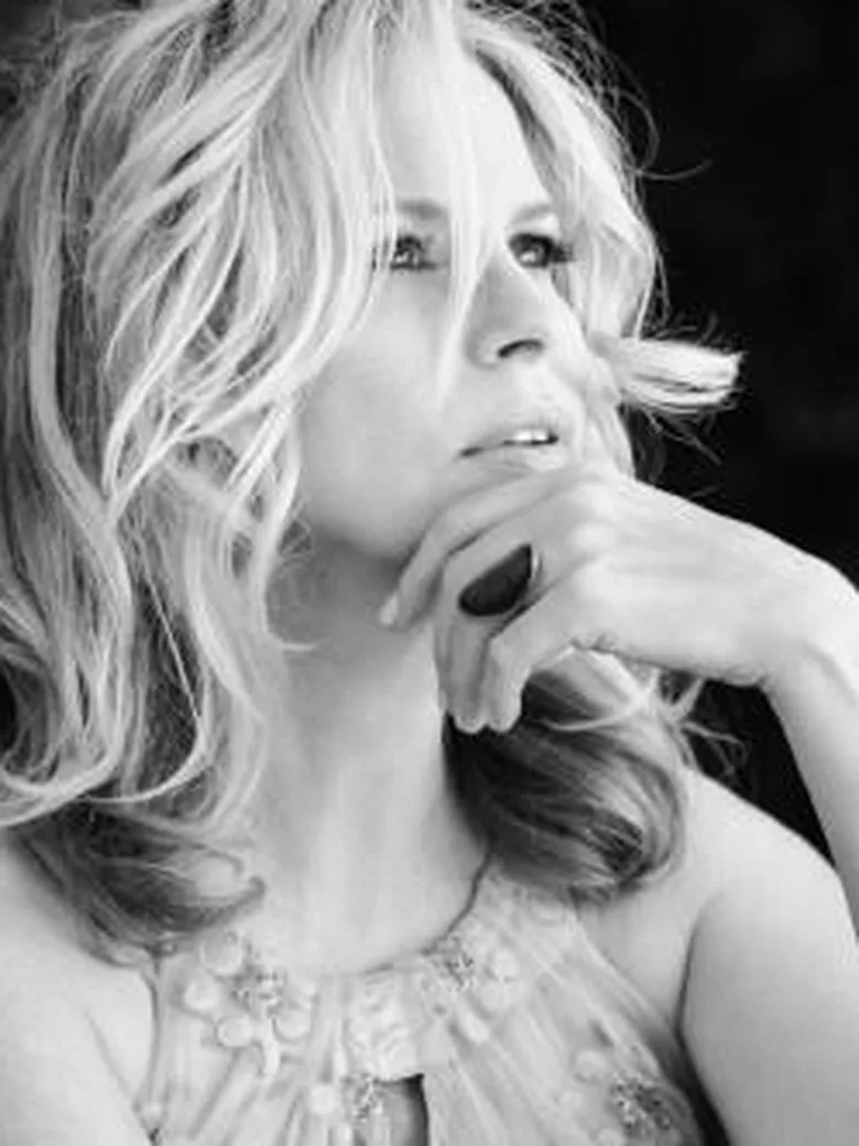 VONDA SHEPARD