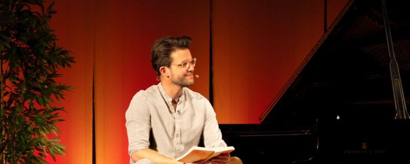 Dennis Alexander Volk "Storytelling Piano"