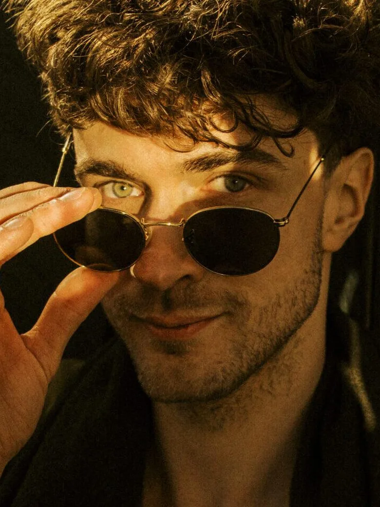 Timon Krause "experiMENTAL"