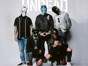 HOLLYWOOD UNDEAD