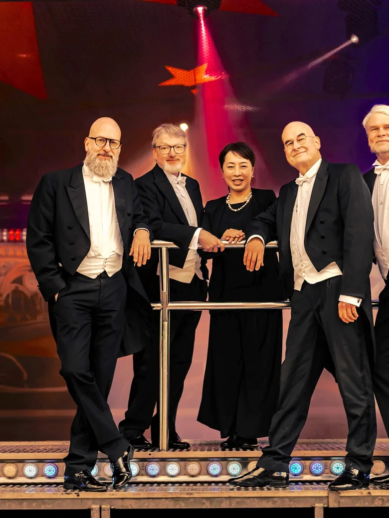 Bremer Kaffeehaus-Orchester - WEIHNACHTSZAUBER - WINTERTRÄUME – Weihnachtskonzert