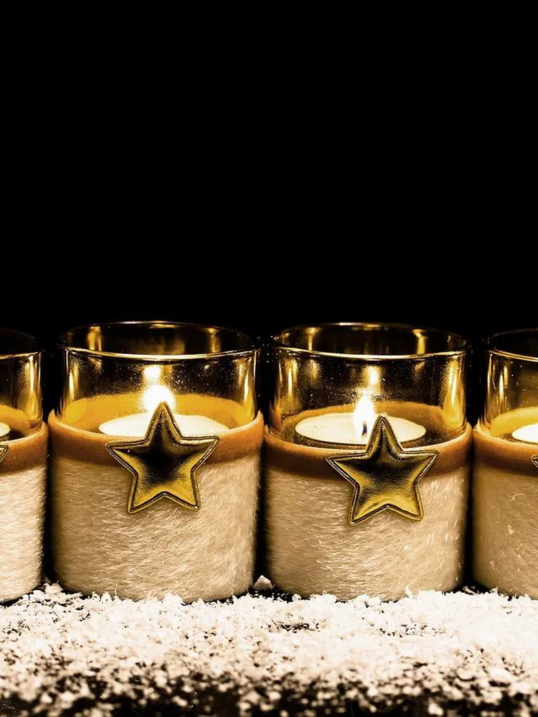 Gottesdienst am 4. Advent und Verteilung des Friedenslichts