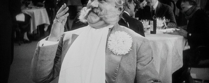 "Der letzte Mann" - Stummfilm von 1924 mit Live-Orgelbegleitung - Ein Film aus dem Bestand der Friedrich-Wilhelm-Murnau-Stiftung (www.murnau-stiftung.de) in Wiesbaden