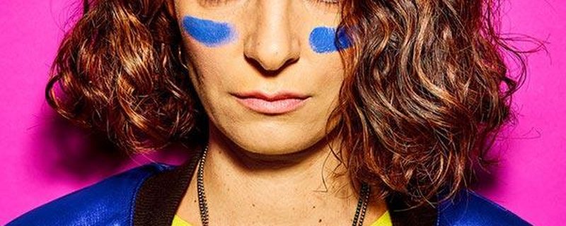 FILIZ TASDAN – „TOUCH DOWN“