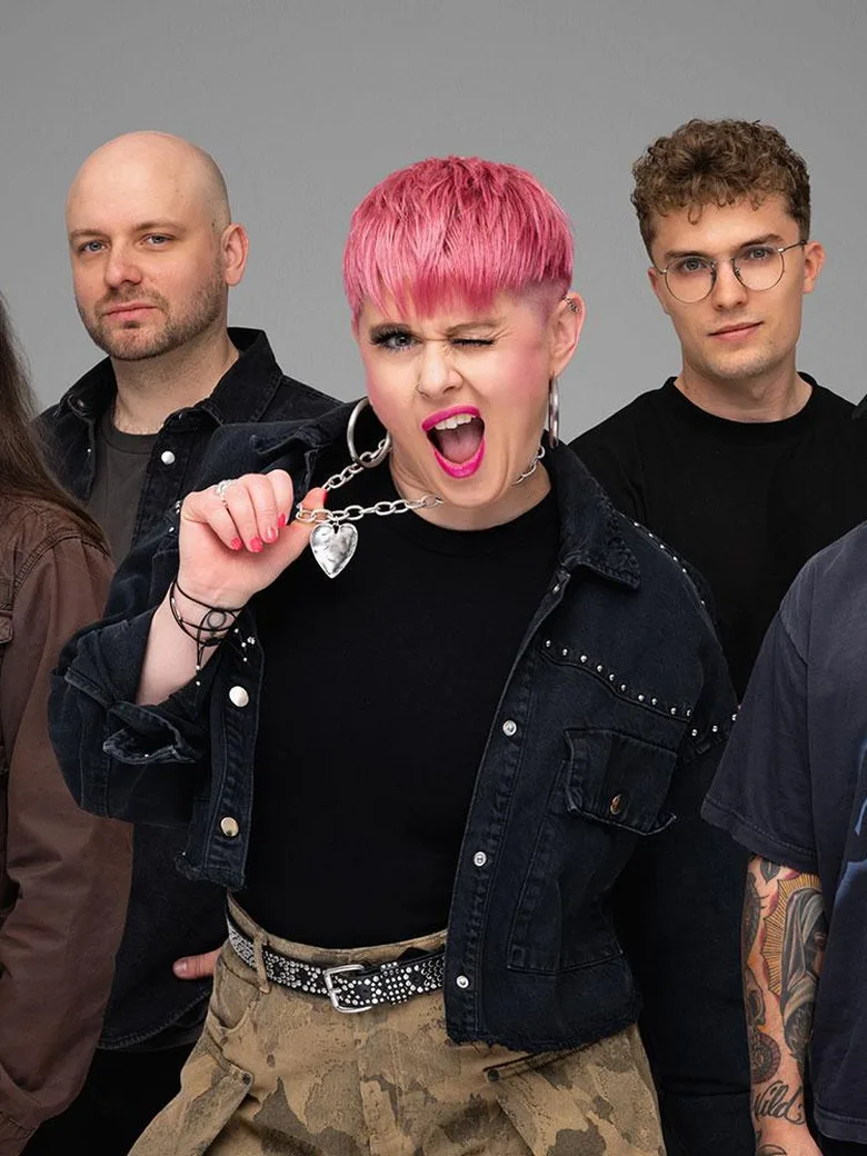 IT'S ALL PINK