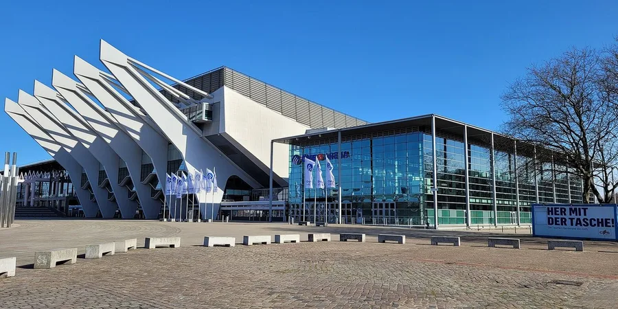 Darts-Stars auf Showkurs in Bremen